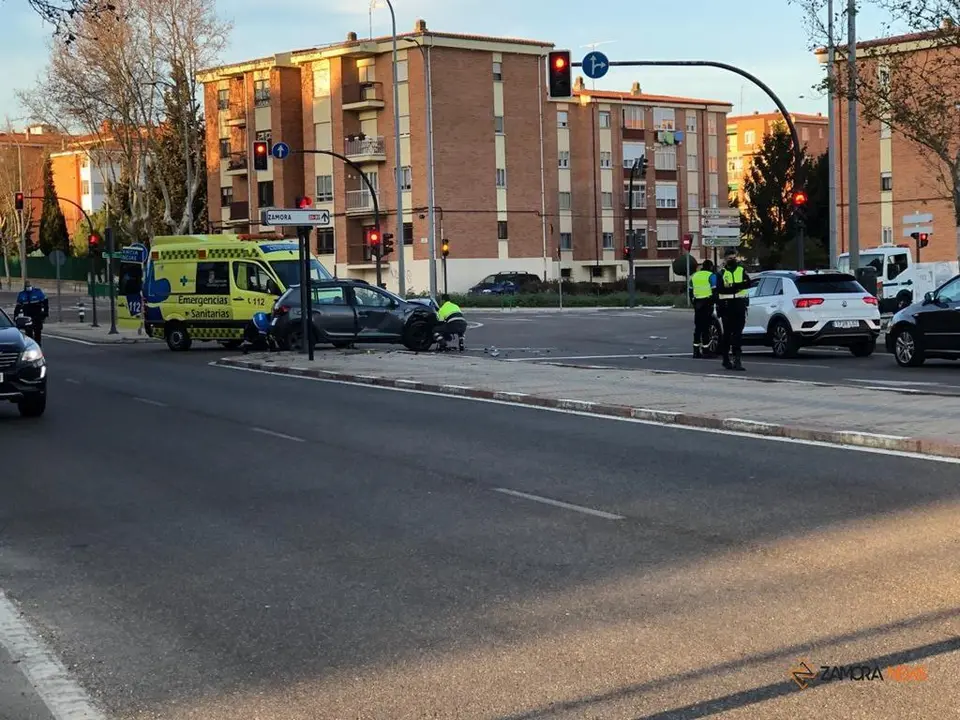 Accidente en la N-630 a su entrada a la capital