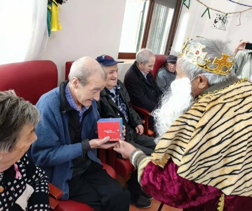 Los Reyes Magos en la Fundación La Paz - Moraleja de Sayago. Fotografía: Facebook