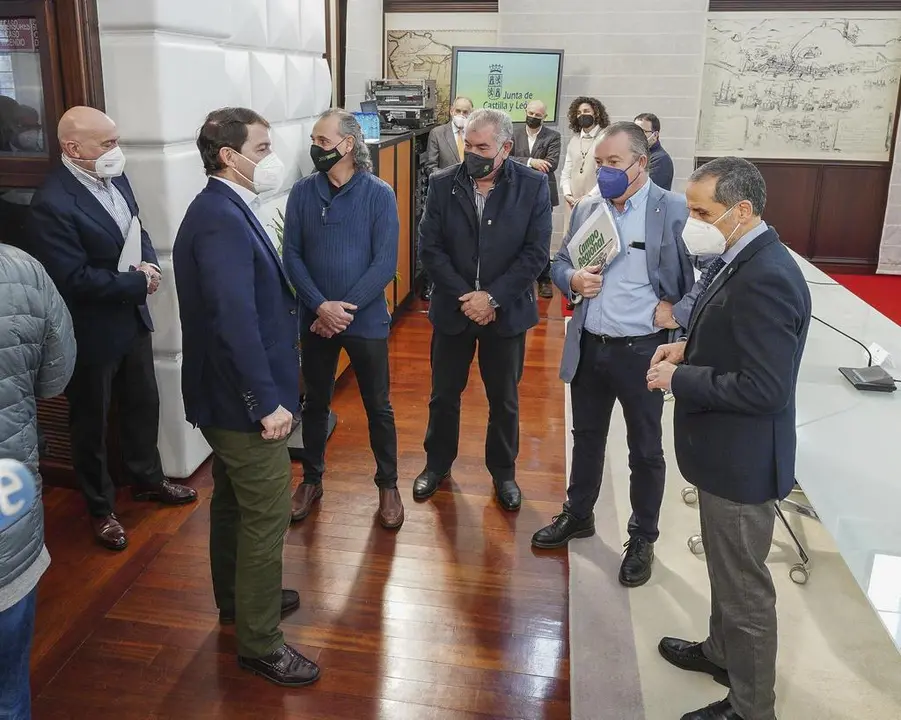 Maueco tras la reunión con organizaciones agrarias y coorperativas