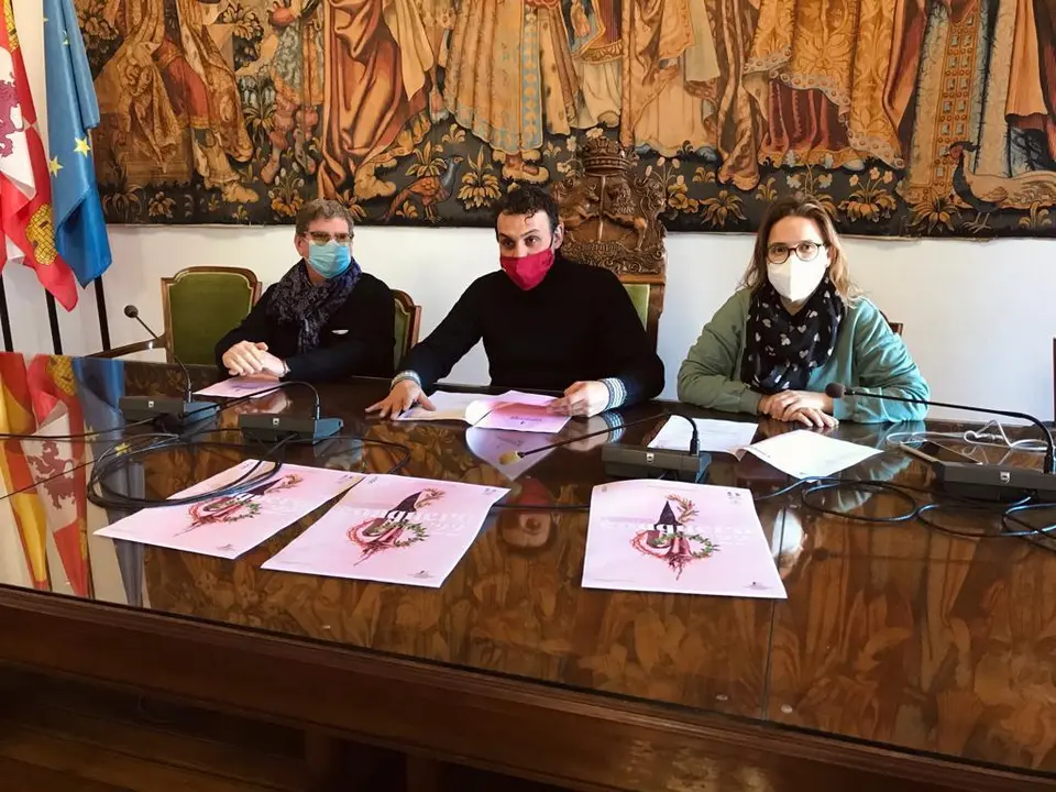 El alcalde de Toro, Tomás del Bien presenta coquero 2022. | FOTO: Rocio Gato
