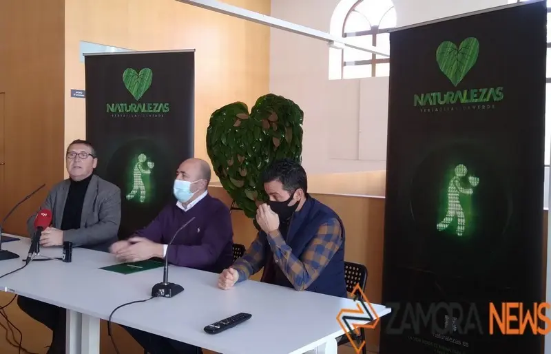 Presentación de la Feria Naturalezas en el Teatro Ramos Carrión