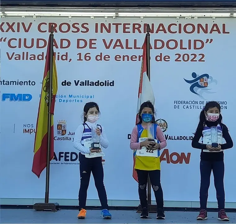 Podium sub 8 Cross Internacional de Valladolid