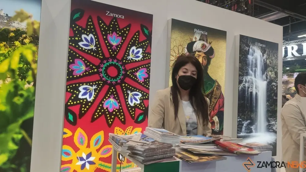 azafatas fitur