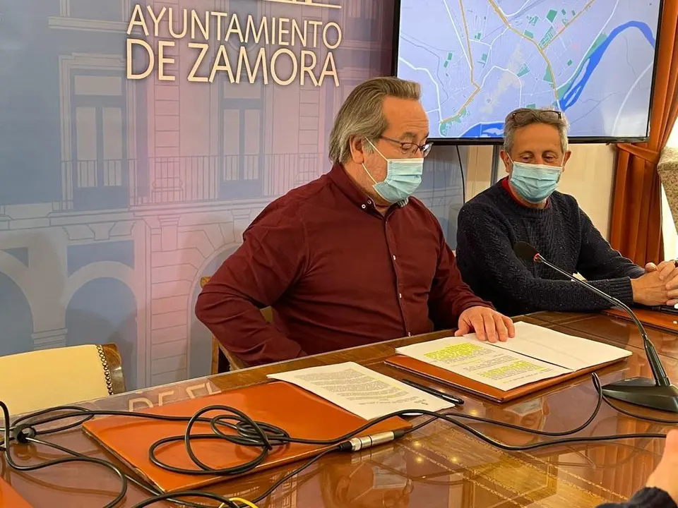 El alcalde de Zamora, Francisco Guarido y el concejal Romuealdo.