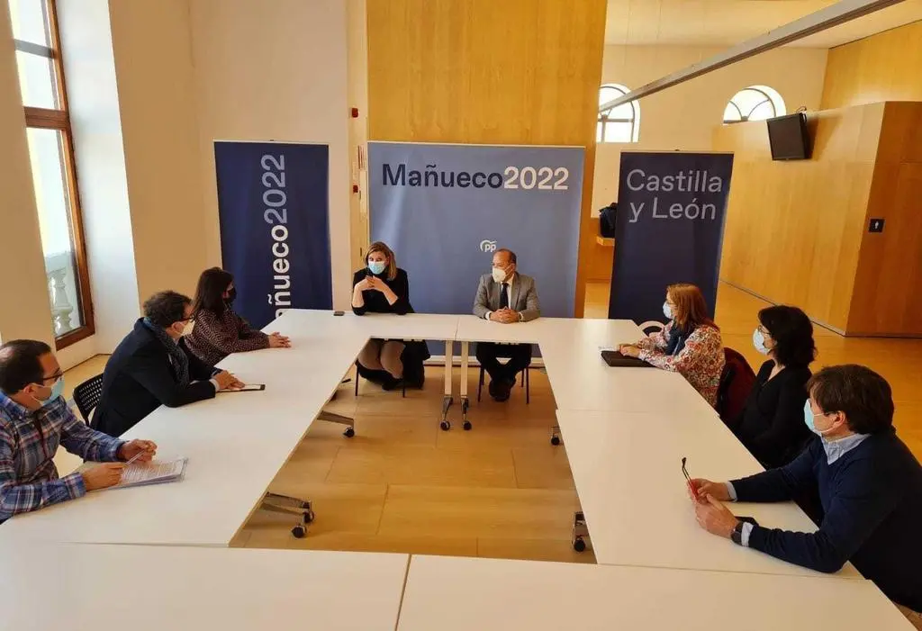 eunión Escuela internacional industrias lácteas pp