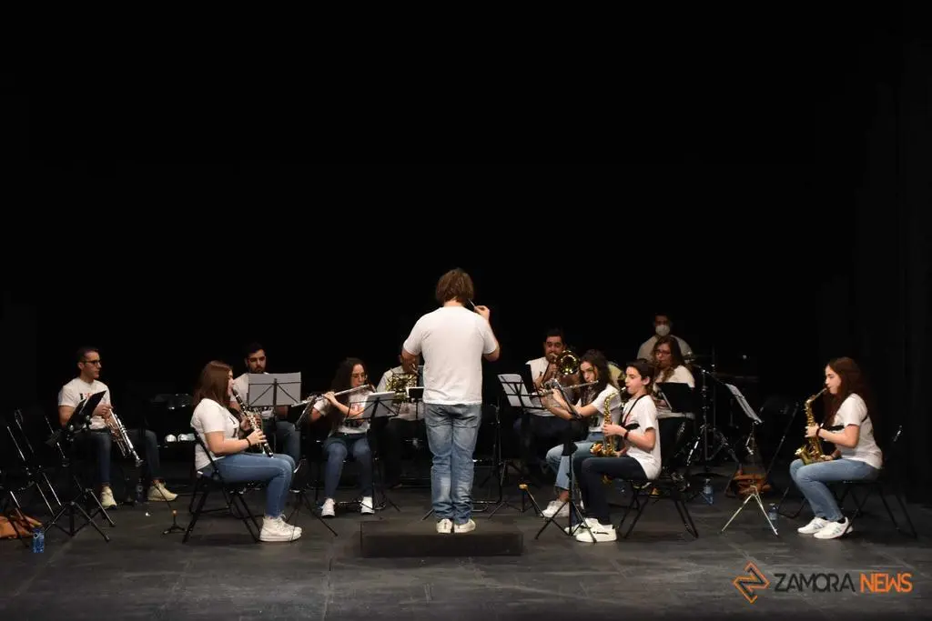 8aa39f90-b581-45f2-8ebe-ff80dbc5d0f7