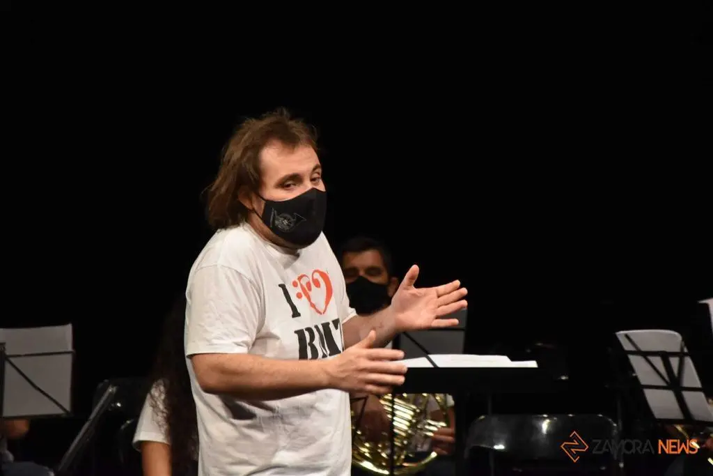 31e684b6-dd30-42b0-8d4a-547c8bd0498f