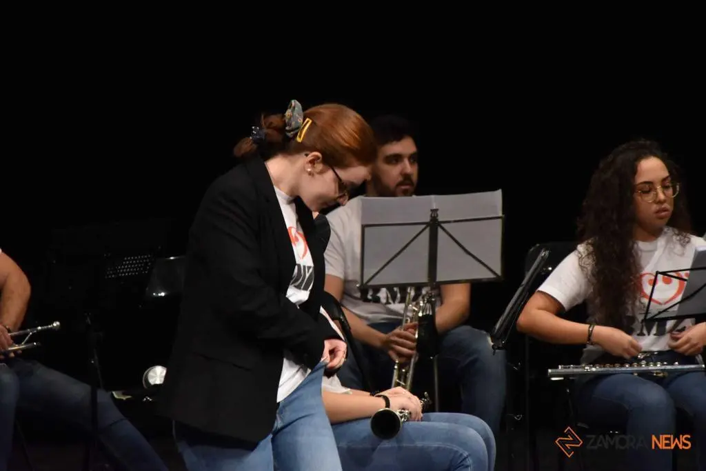 64f13a4b-3f7f-4d42-b785-fe50054290fd