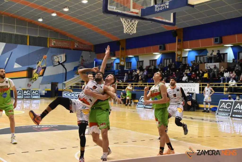 CB Zamora
