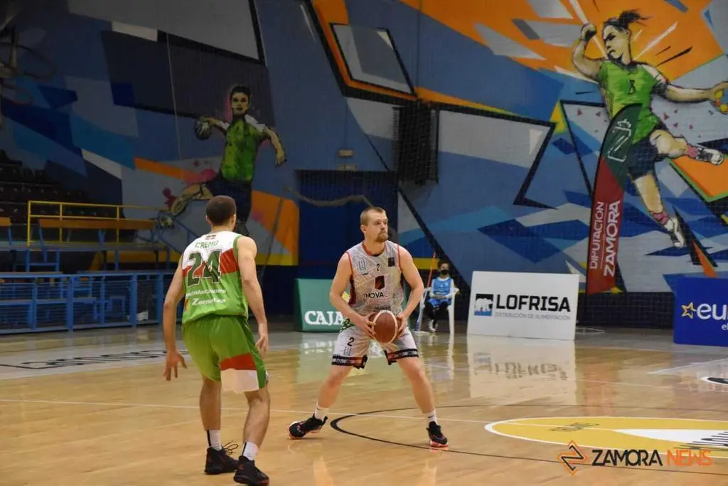 CB Zamora