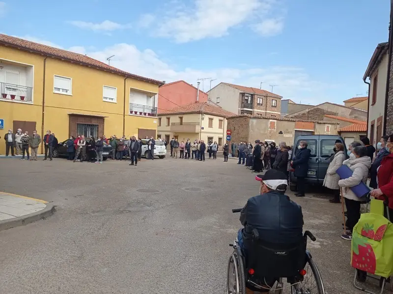 Concentración en defensa de la Sanidad en Tábara
