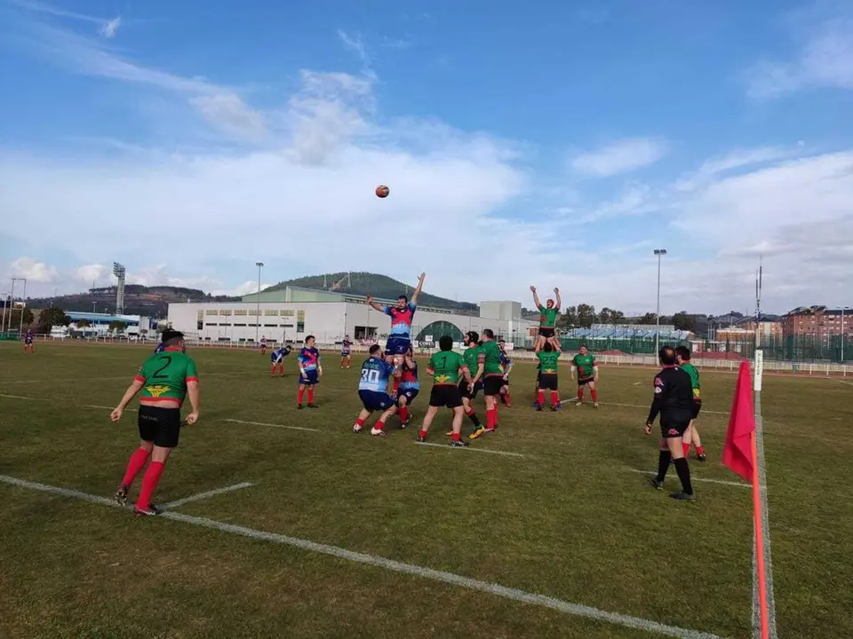 El Zamora Rugby club durante su encuentro en Ponferrada