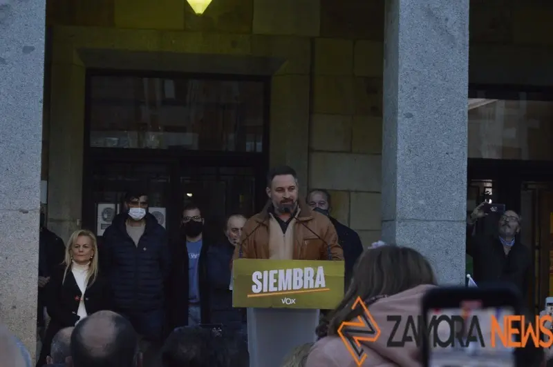 Santiago Abascal durante su visita a Zamora en la campaña electoral