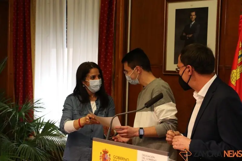 ENTREGA DIPLOMAS ROAD SAFETY TUNES (3)