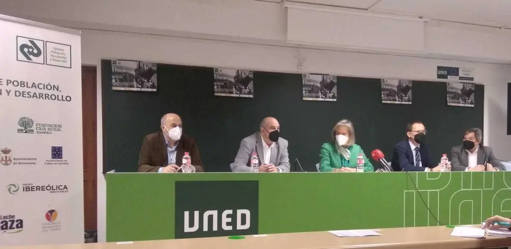 UNED zamora