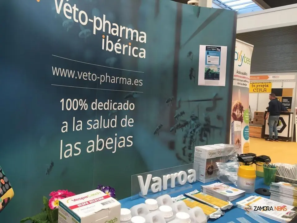 III Feria Internacional Apícola (11)