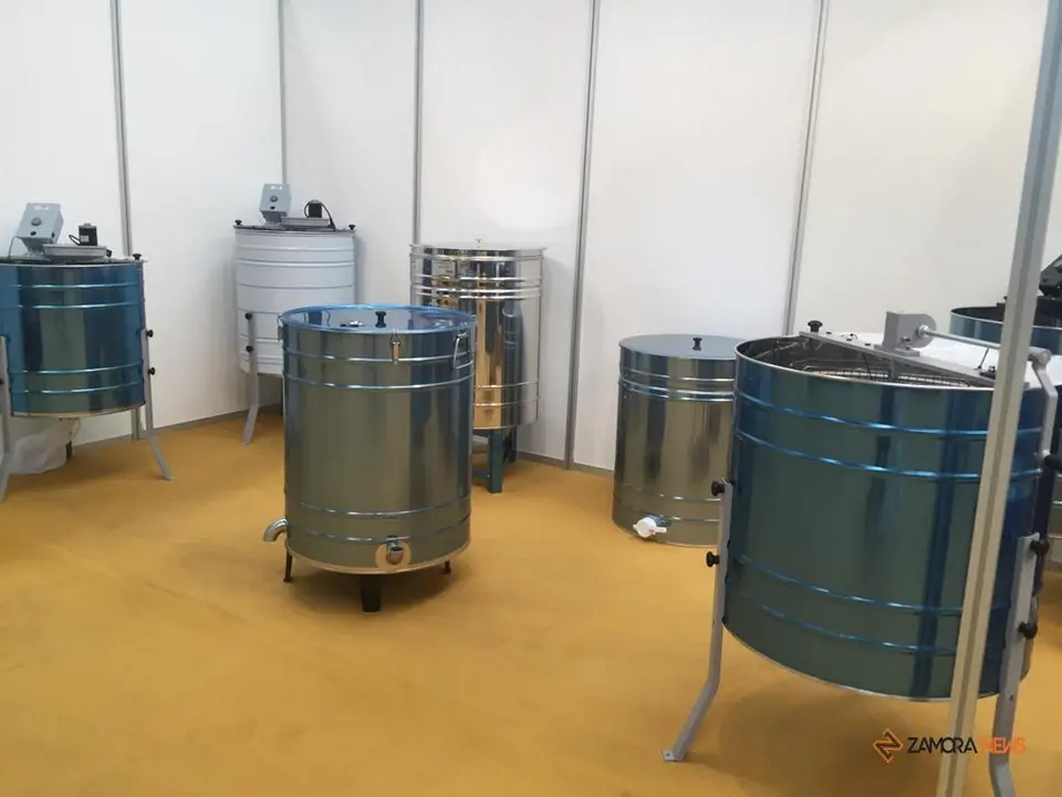 III Feria Internacional Apícola (2)