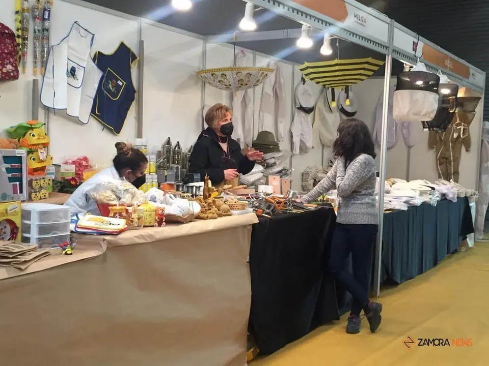 III Feria Internacional Apícola (9)
