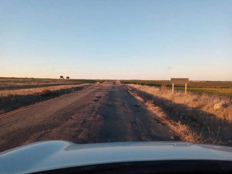 Estado de la carretera que comunica Almaraz con la N-122