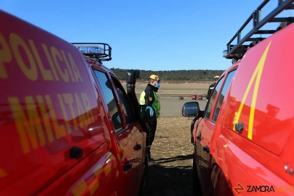 Foto de archivo de la UME en el embalse de Ricobayo