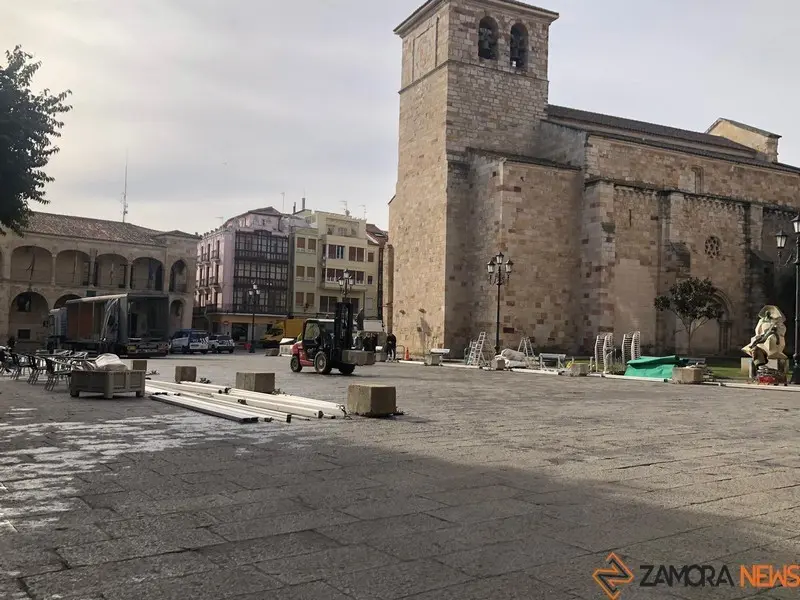 La Plaza Mayor se prepara para el Carnaval