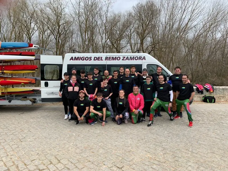 Amigos del Remo con el pueblo ucraniano