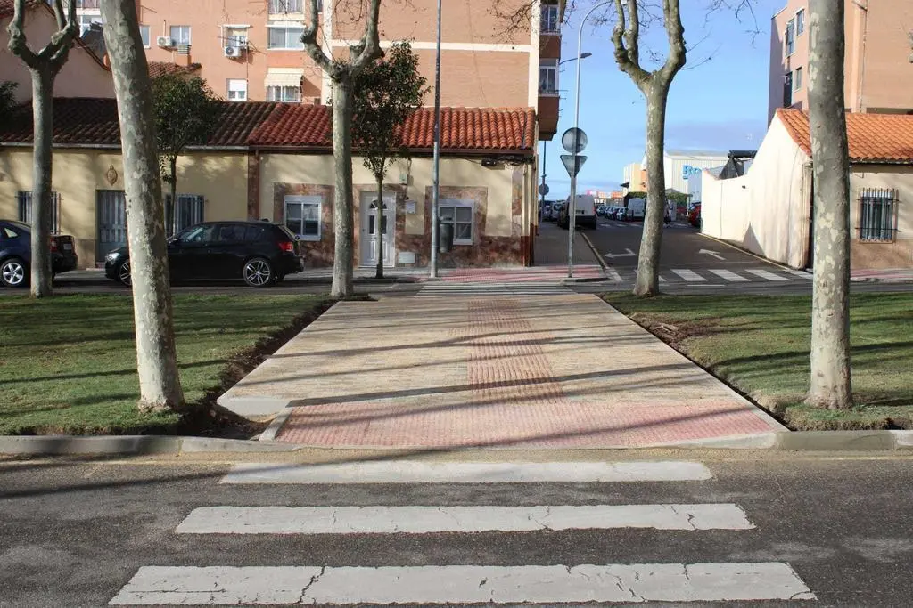 Mejora paso peatonal calle Remesal