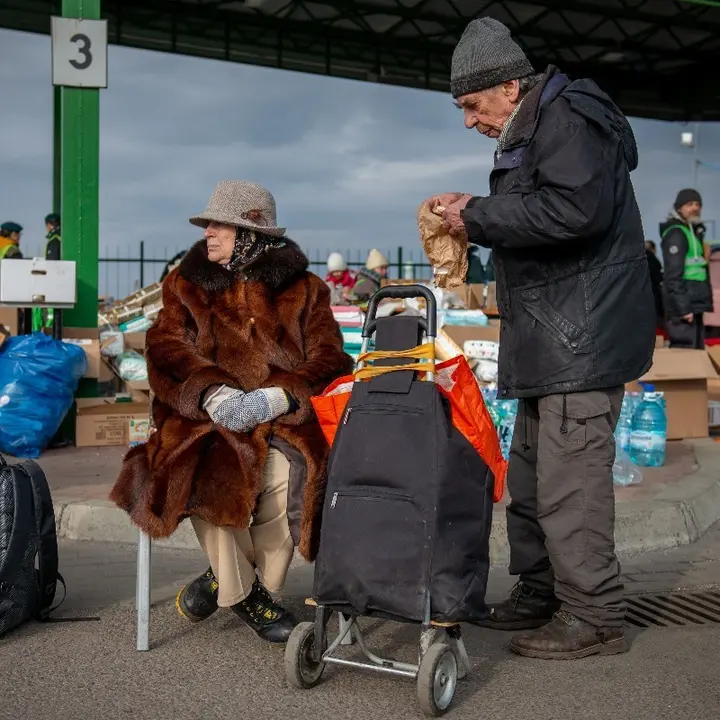 Refugiados ucranianos huyendo de la guerra. Fotografía: Facebook de la Comisión Europea en España
