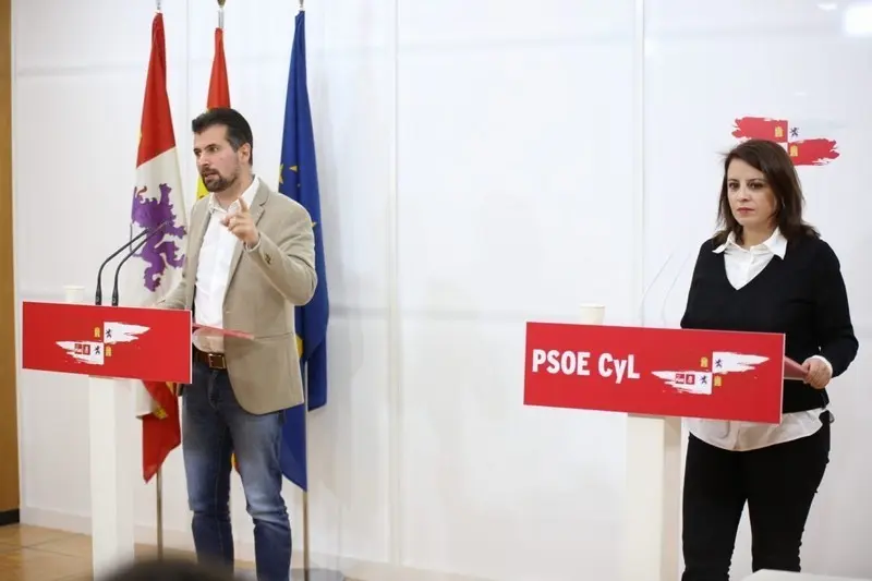 Luis Tudanca con Adriana Lastra