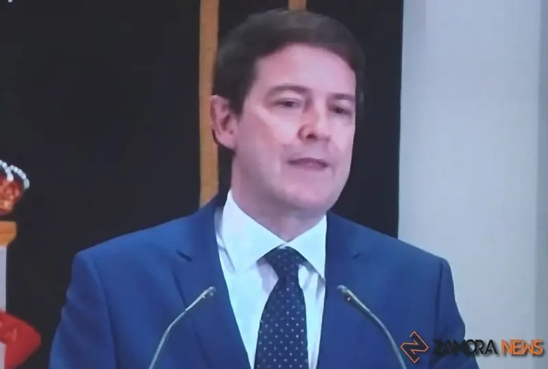 Mañueco comparece tras su acuerdo con Vox. Foto TVCyL