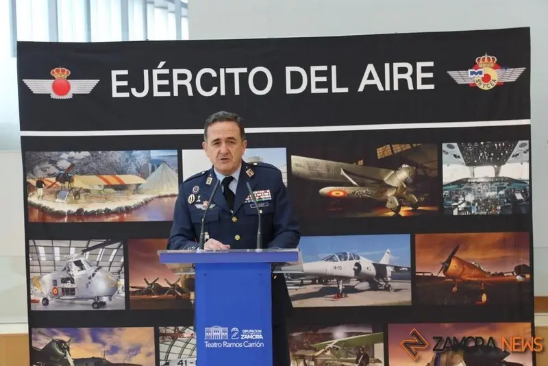 Presentación de la exposición del Ejército del Aire