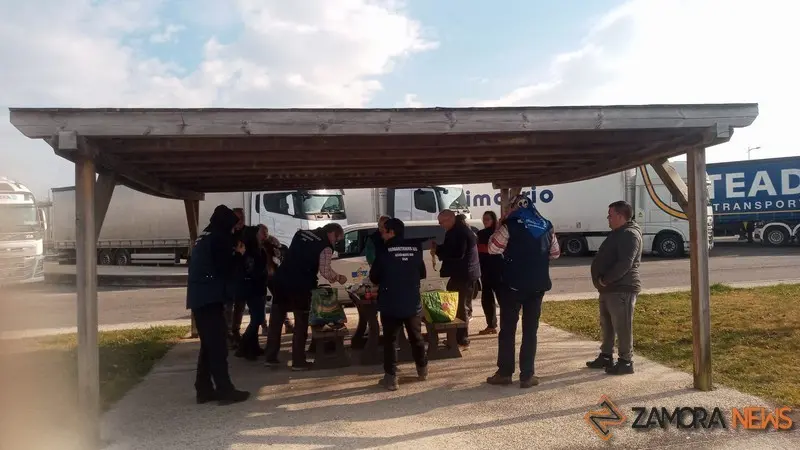 El convoy zamorano durante un descanso