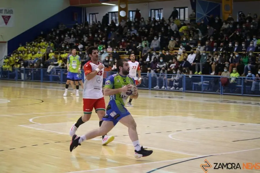 BalonmanoZamora00011