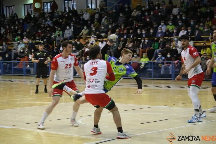 BalonmanoZamora00017