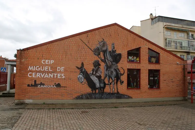 Mural en el Miguel de Cervantes
