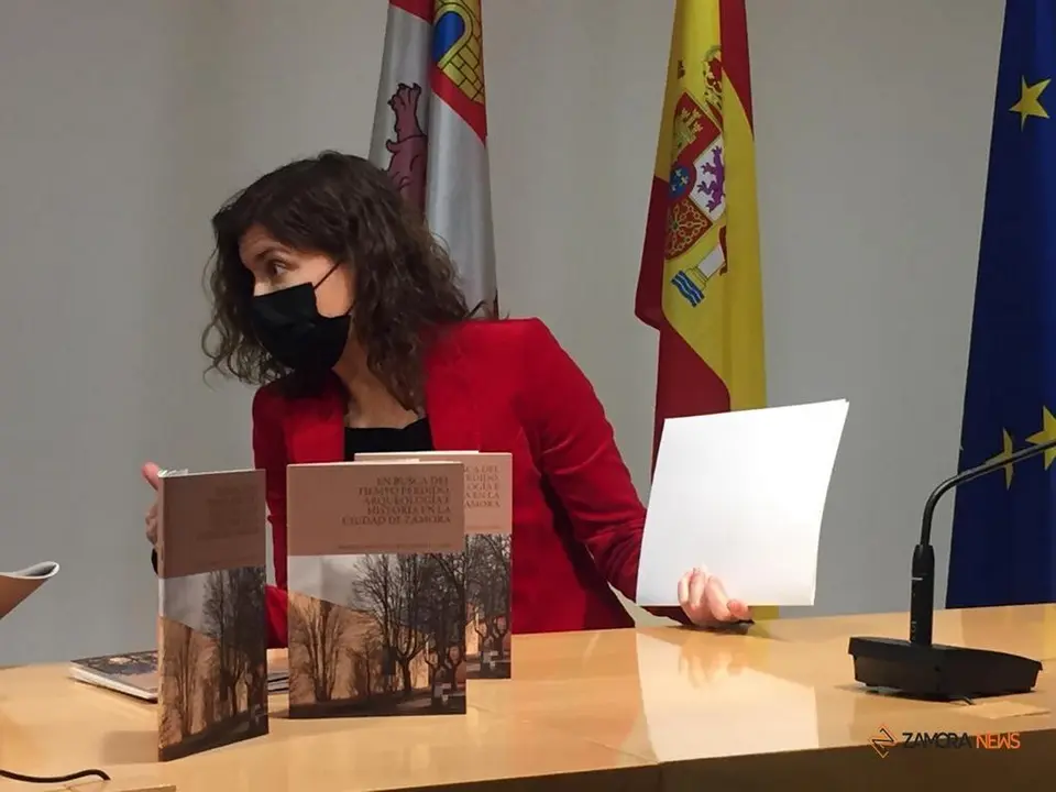 La delegada territorial de la Junta,, Clara San Damián