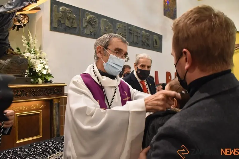 Jesús en su Tercera Caída (16)