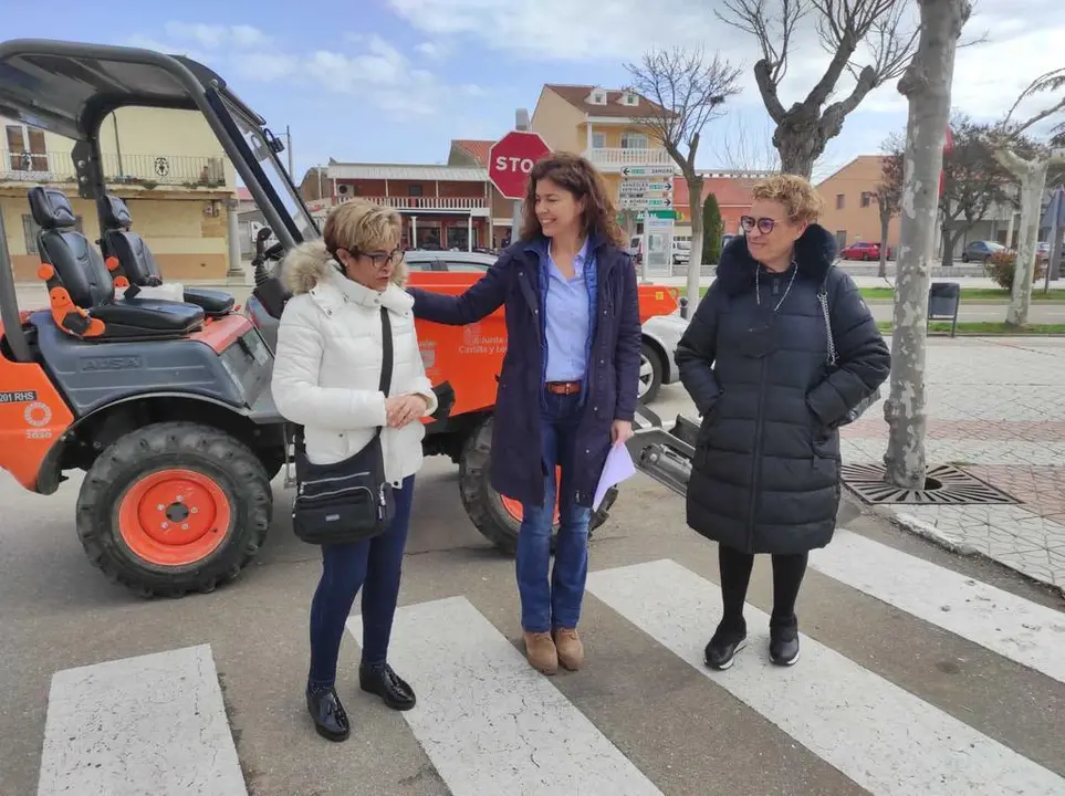 Delegada+con+alcaldesa+de+Moraleja+del+Vino