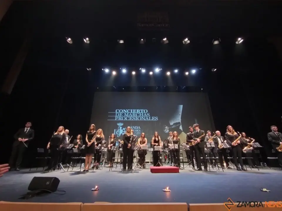 banda de Nuestra Madre