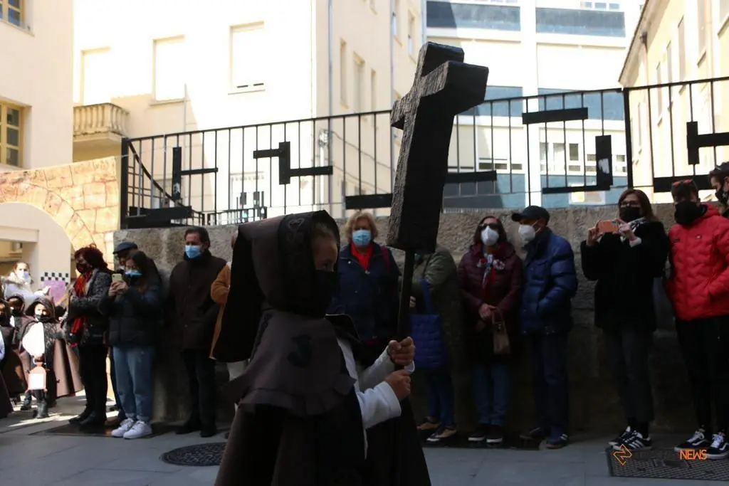 procesión de las Capas Pardas de los alumnos de la Medalla Milagrosa