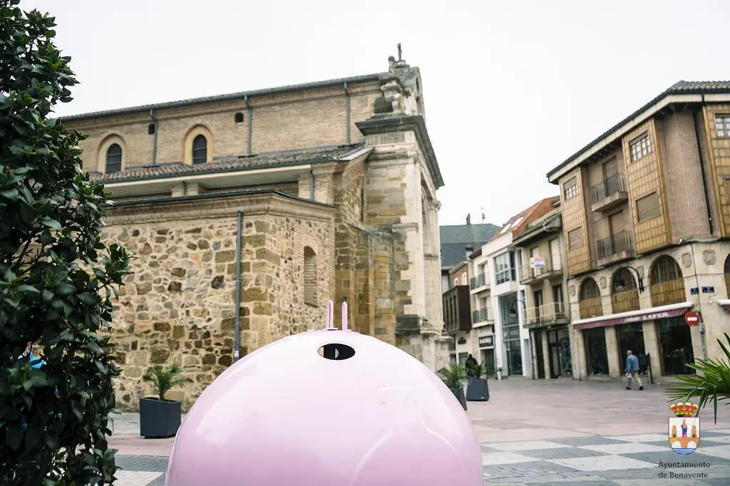 Contenedor de vidrio en Benavente