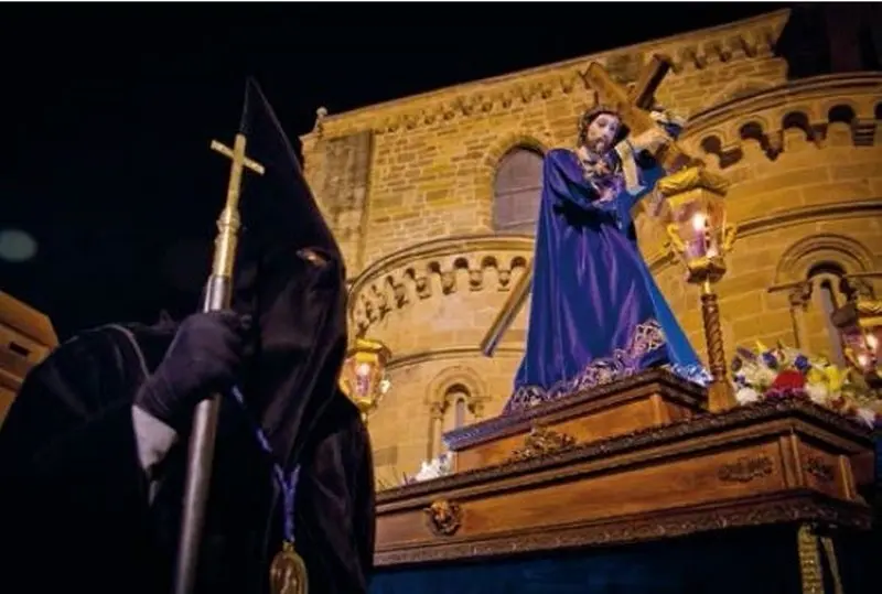 Procesión de la Vera Cruz en Benavente, Foto Interbenavente