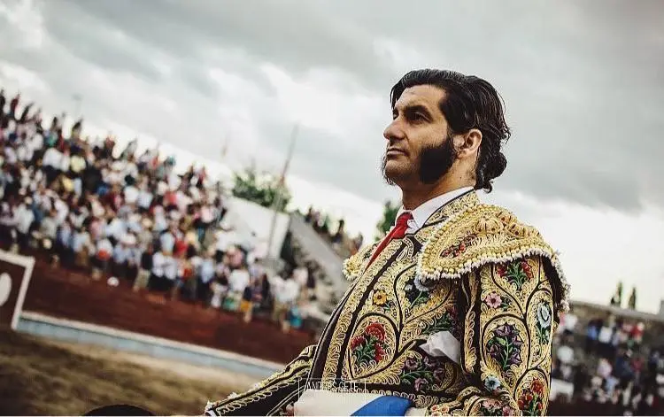 Morante de la Puebla vía @fotoreria