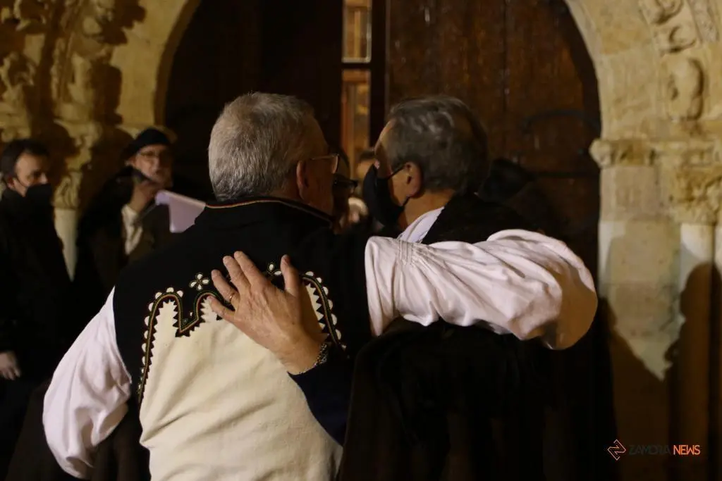 Capas Pardas (1)