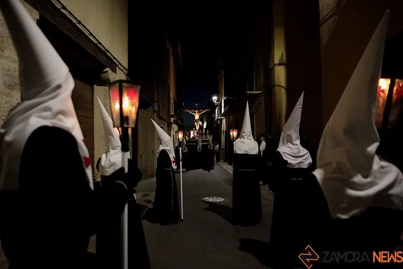 Procesión Jesús Muerto en Toro (1)