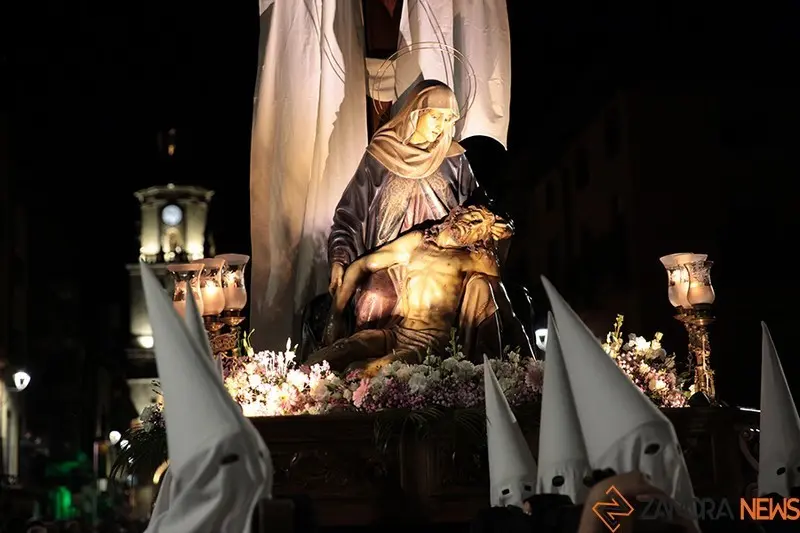 Procesión Jesús Muerto en Toro (12)