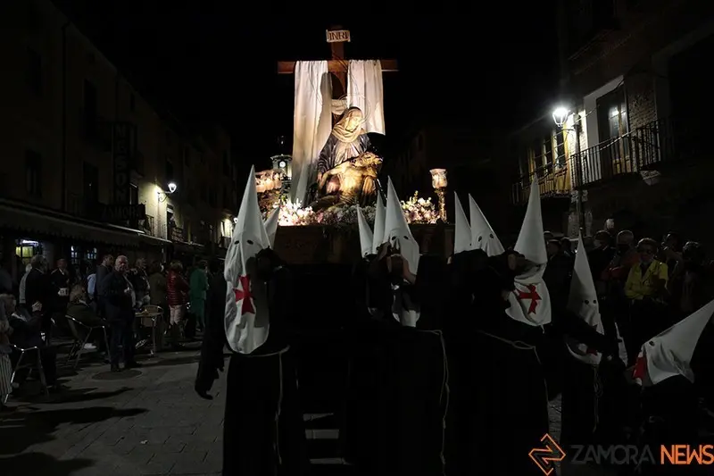 Procesión Jesús Muerto en Toro (13)