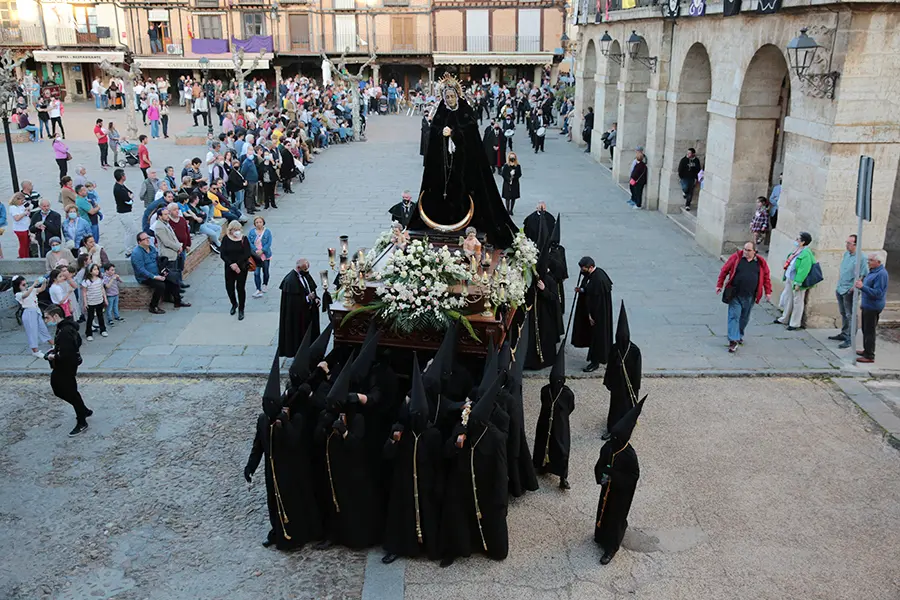 Soledad Toro (52)