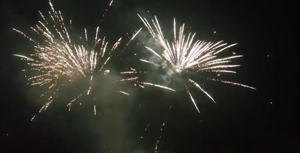 Fuegos artificiales en San José Obrero