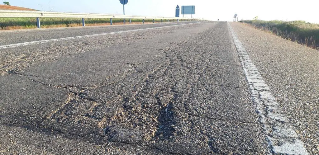 Estado de la carretera entre Riego del Camino y Granja